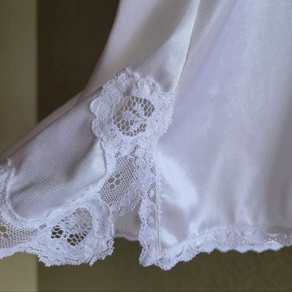 Vintage Van Raalte Lacy Lingerie Top - Picture 3 of 6